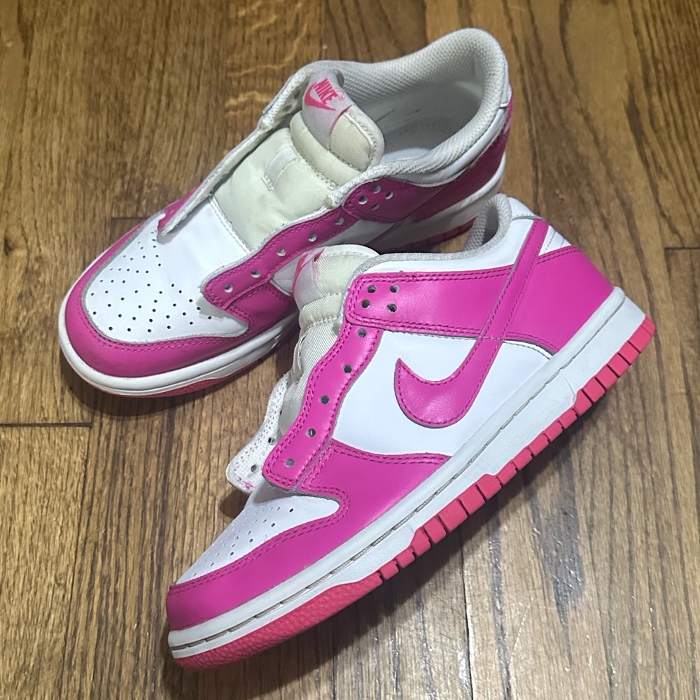 Nike Dunk Low Laser Fuchsia Sneakers